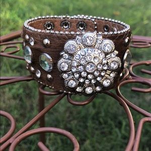 🐴 Cow Girl Cowhide Rhinestones Bracelet 🐎